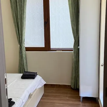 Beachfront 1-bedroom Stylish & Compact * Burgasz