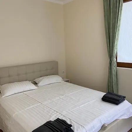 Beachfront 1-bedroom Stylish & Compact Burgasz